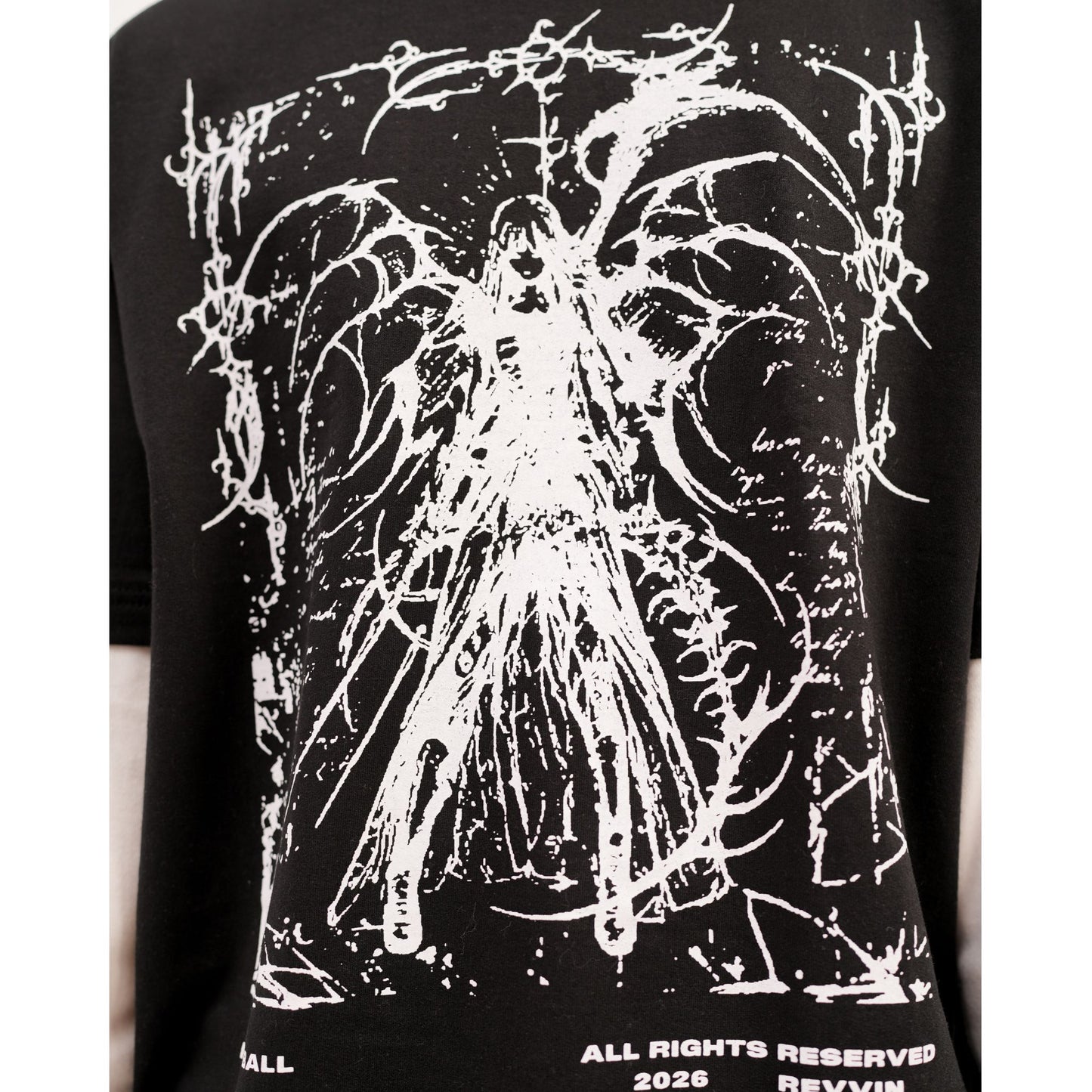 TUNNEL VISION TEE